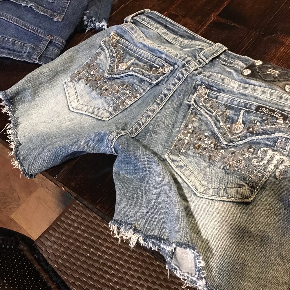 Miss Me size 28 cutoff shorts